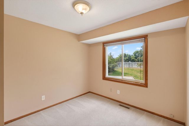 15264 92nd Place N, Maple Grove, MN 55369