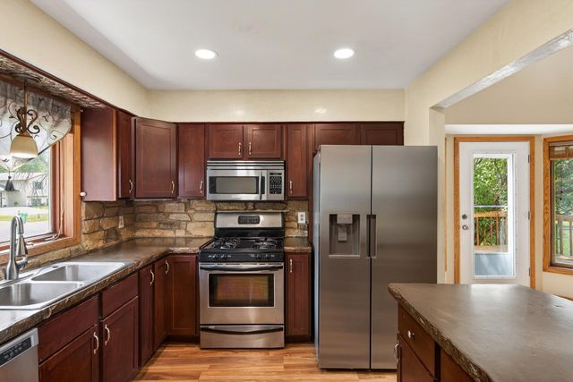 15264 92nd Place N, Maple Grove, MN 55369