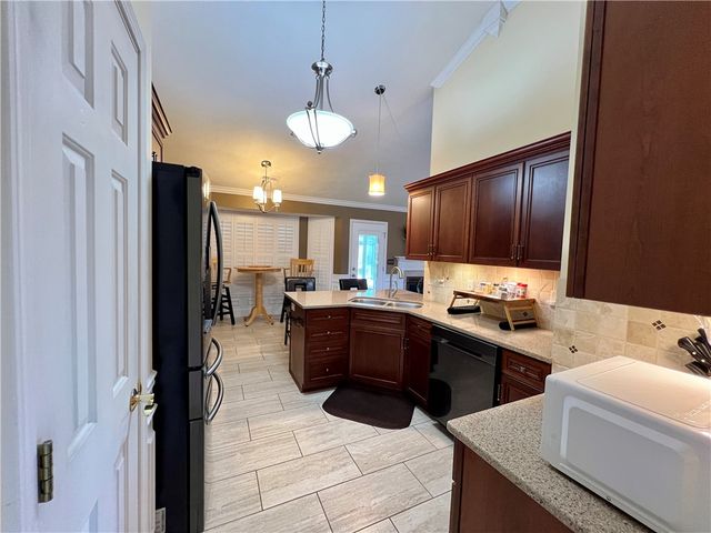 6416 Churchill Downs Place, Huber Heights, OH 45424