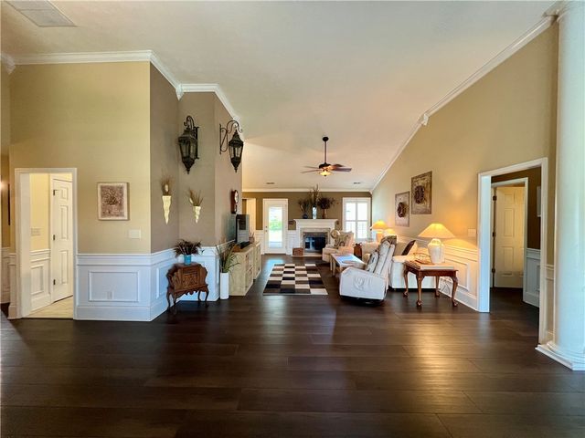 6416 Churchill Downs Place, Huber Heights, OH 45424