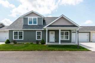 108 Cumberland Meadows Circle, Hebron, OH 43025
