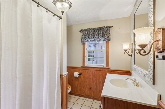 1426 Eastbrook Road, New Castle, PA 16101