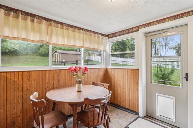 1426 Eastbrook Road, New Castle, PA 16101