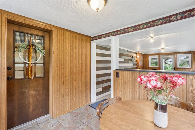 1426 Eastbrook Road, New Castle, PA 16101