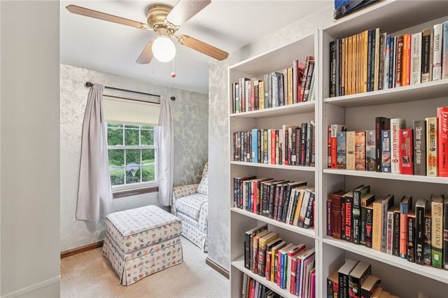 1426 Eastbrook Road, New Castle, PA 16101