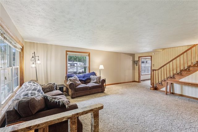 1426 Eastbrook Road, New Castle, PA 16101