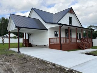 906 Davidson St, Tullahoma, TN 37388