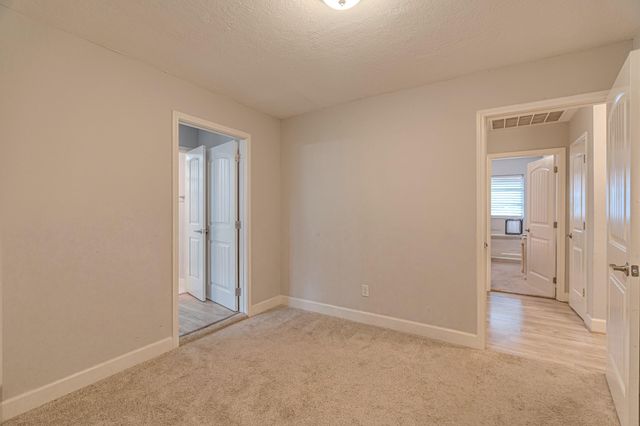 5637 Wood Creek Way, Houston, TX 77017