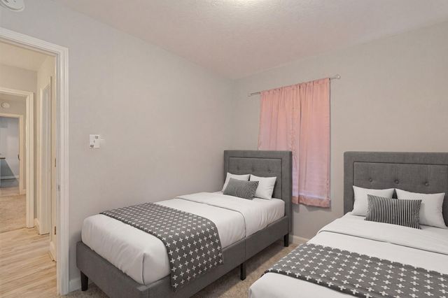 5637 Wood Creek Way, Houston, TX 77017