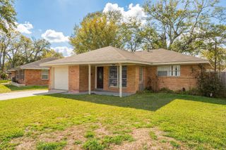 5637 Wood Creek Way, Houston, TX 77017