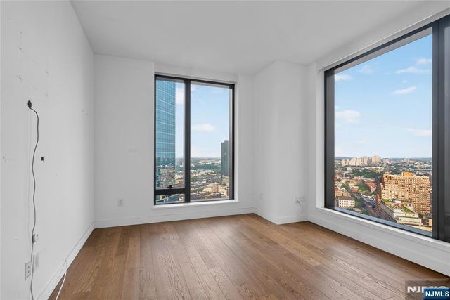 99 Hudson Street 2811, Jersey City, NJ 07302