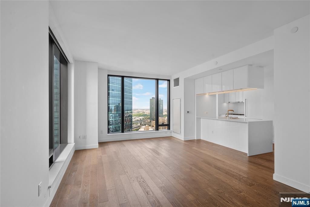 99 Hudson Street 2811, Jersey City, NJ 07302