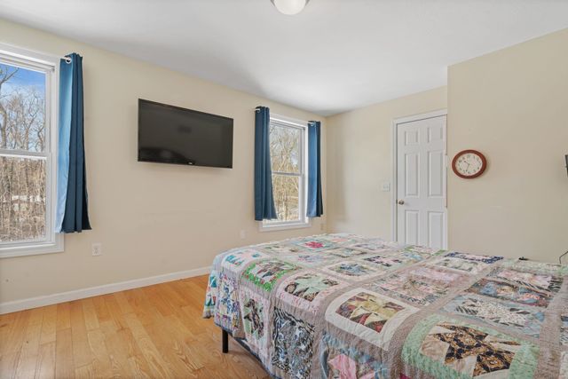 733 South Stark Highway, Weare, NH 03281