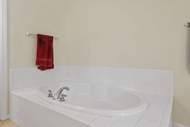 733 South Stark Highway, Weare, NH 03281