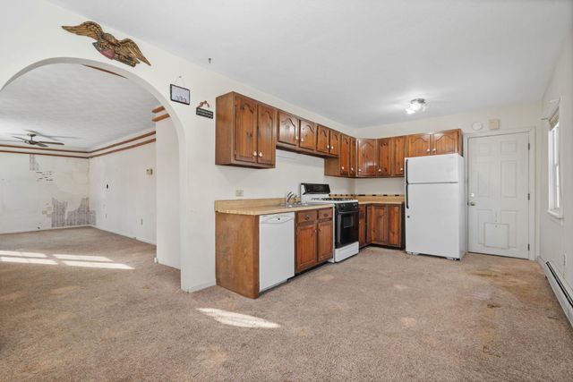 733 South Stark Highway, Weare, NH 03281