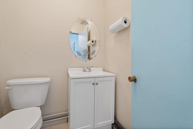 733 South Stark Highway, Weare, NH 03281