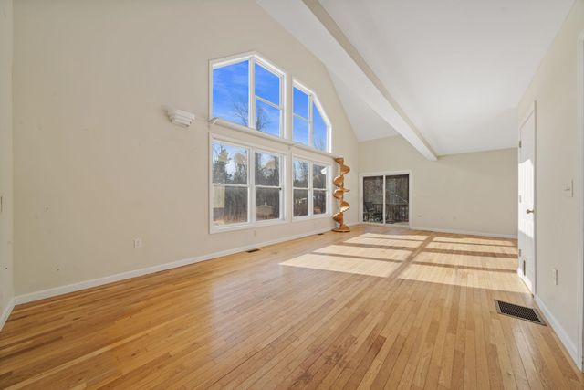 733 South Stark Highway, Weare, NH 03281