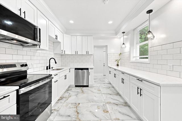 6047 RACE ST, Philadelphia, PA 19139
