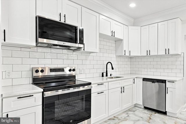 6047 RACE ST, Philadelphia, PA 19139
