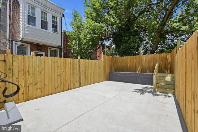 6047 RACE ST, Philadelphia, PA 19139