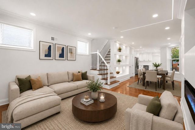 6047 RACE ST, Philadelphia, PA 19139
