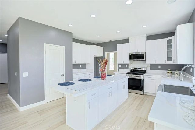 31945 Anthony Court, Menifee, CA 92584