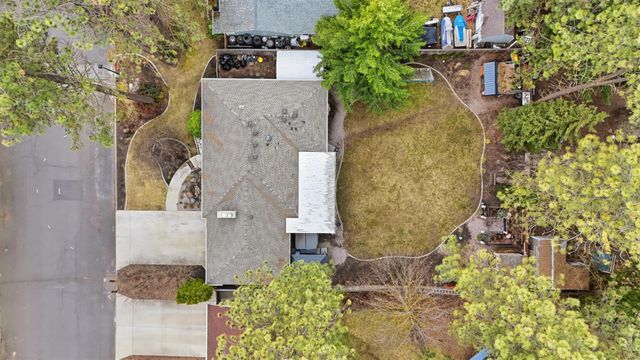 11505 N Lancelot Dr, Spokane, WA 99218