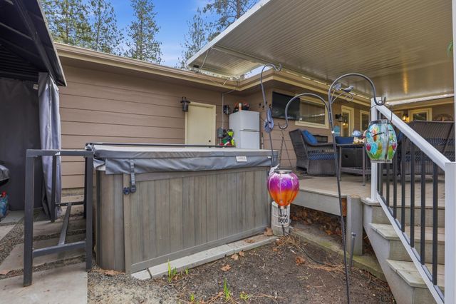 11505 N Lancelot Dr, Spokane, WA 99218
