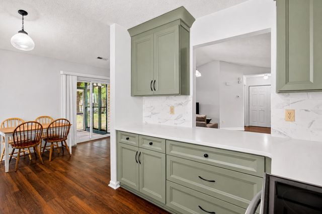 4030 Bonaparte Drive, North Charleston, SC 29418