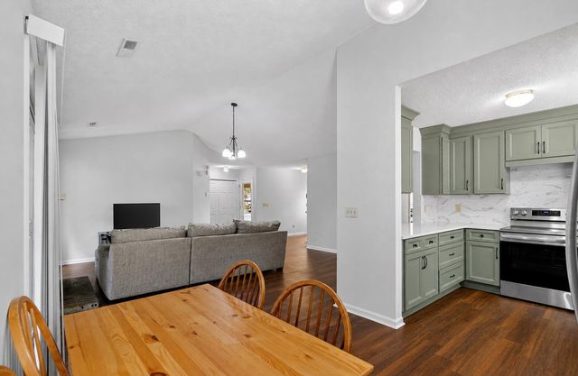 4030 Bonaparte Drive, North Charleston, SC 29418
