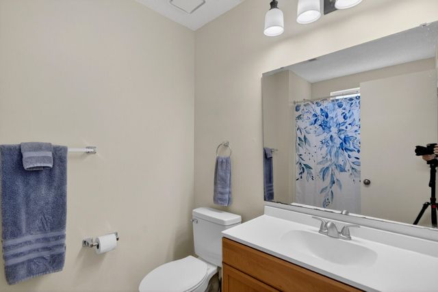 4030 Bonaparte Drive, North Charleston, SC 29418
