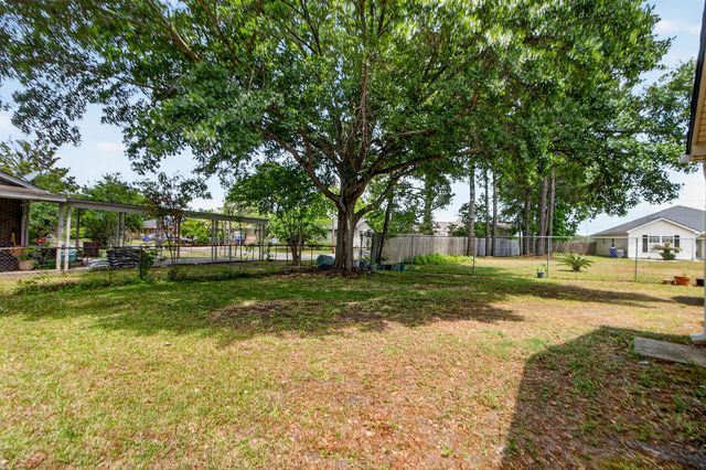 4030 Bonaparte Drive, North Charleston, SC 29418