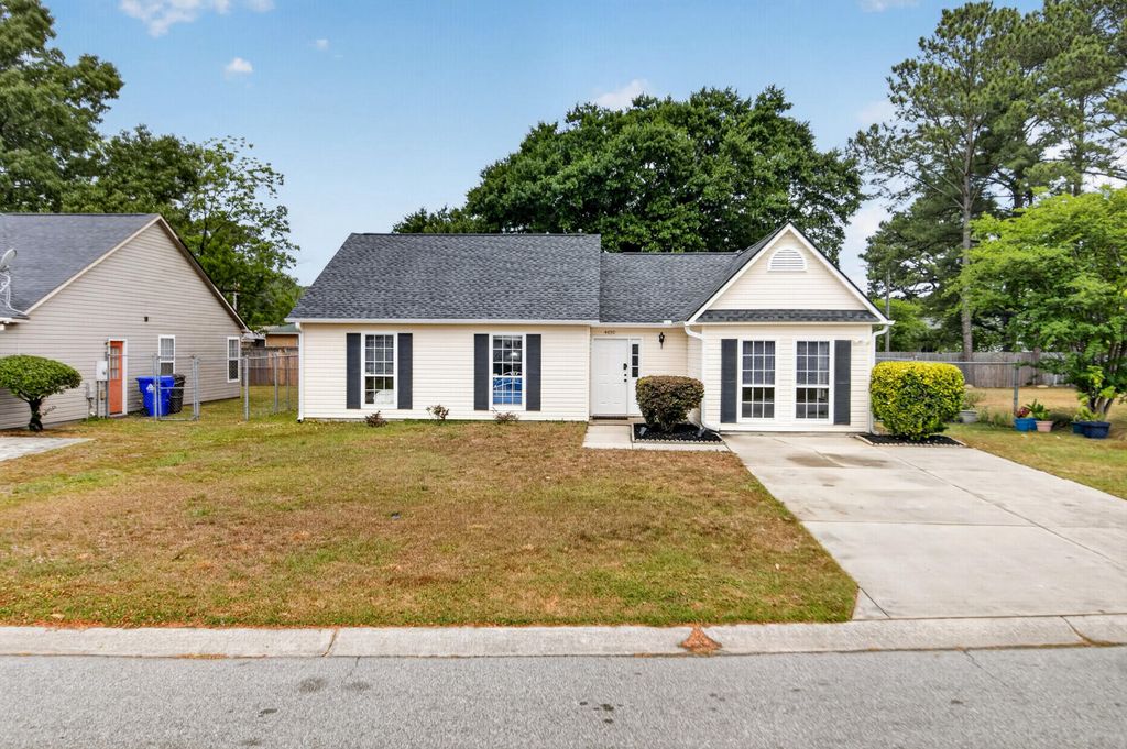 4030 Bonaparte Drive, North Charleston, SC 29418