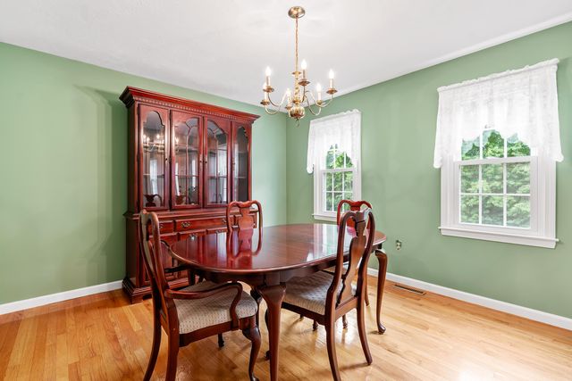73 Hillando Drive, Shrewsbury, MA 01545