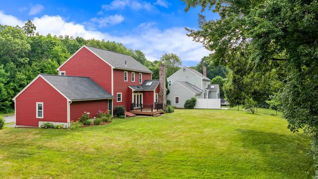 73 Hillando Drive, Shrewsbury, MA 01545