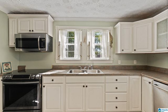 2013 2ND AVENUE N, Clanton, AL 35045
