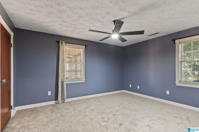 2013 2ND AVENUE N, Clanton, AL 35045