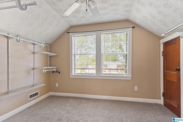 2013 2ND AVENUE N, Clanton, AL 35045
