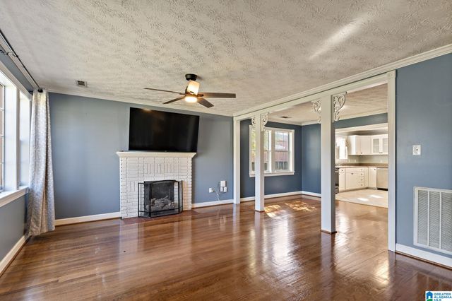 2013 2ND AVENUE N, Clanton, AL 35045