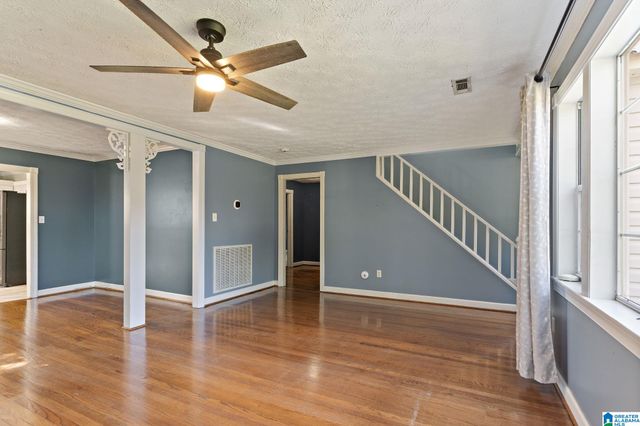 2013 2ND AVENUE N, Clanton, AL 35045