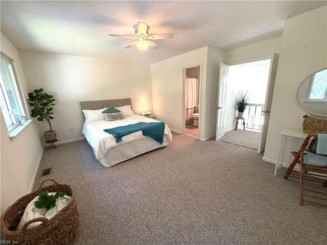 186 Thalia Trace DR, Virginia Beach, VA 23452