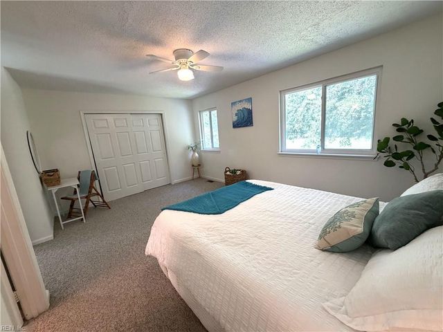 186 Thalia Trace DR, Virginia Beach, VA 23452