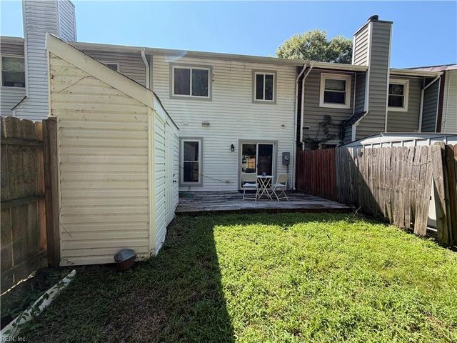 186 Thalia Trace DR, Virginia Beach, VA 23452