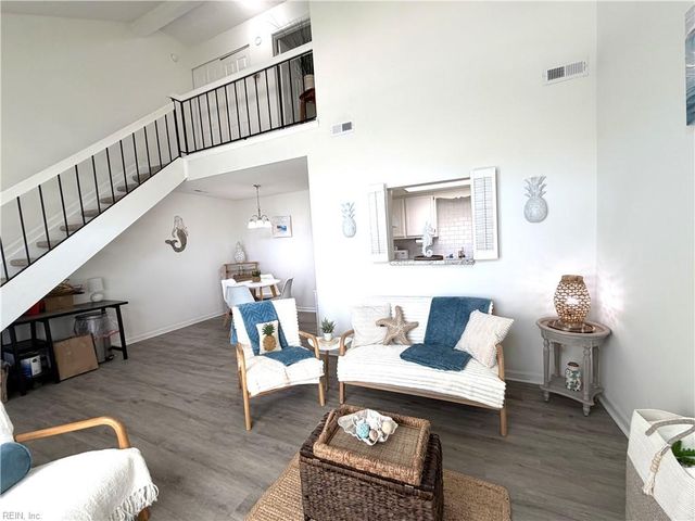186 Thalia Trace DR, Virginia Beach, VA 23452