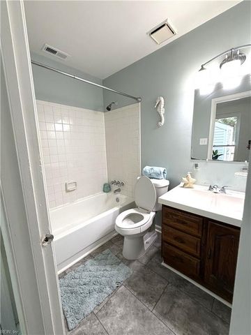 186 Thalia Trace DR, Virginia Beach, VA 23452