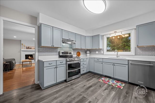 1024 Maple Lane, Batavia, IL 60510