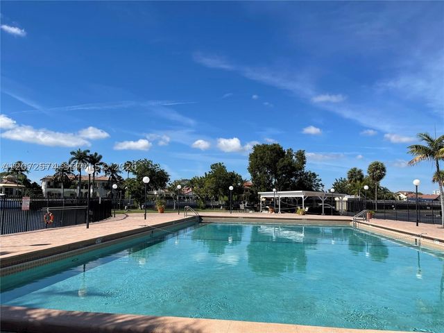 701 Three Islands Blvd 505, Hallandale Beach, FL 33009