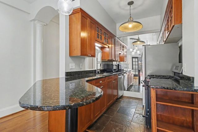 908 Juniper NE Street 206, Atlanta, GA 30309