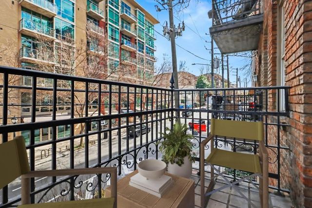 908 Juniper NE Street 206, Atlanta, GA 30309