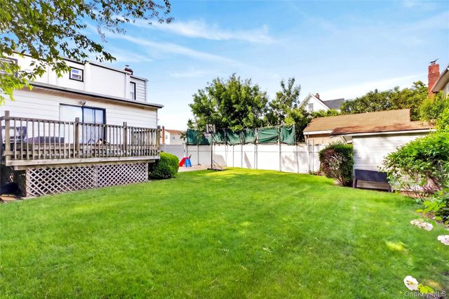 13819 Caney Lane, Rosedale, NY 11422